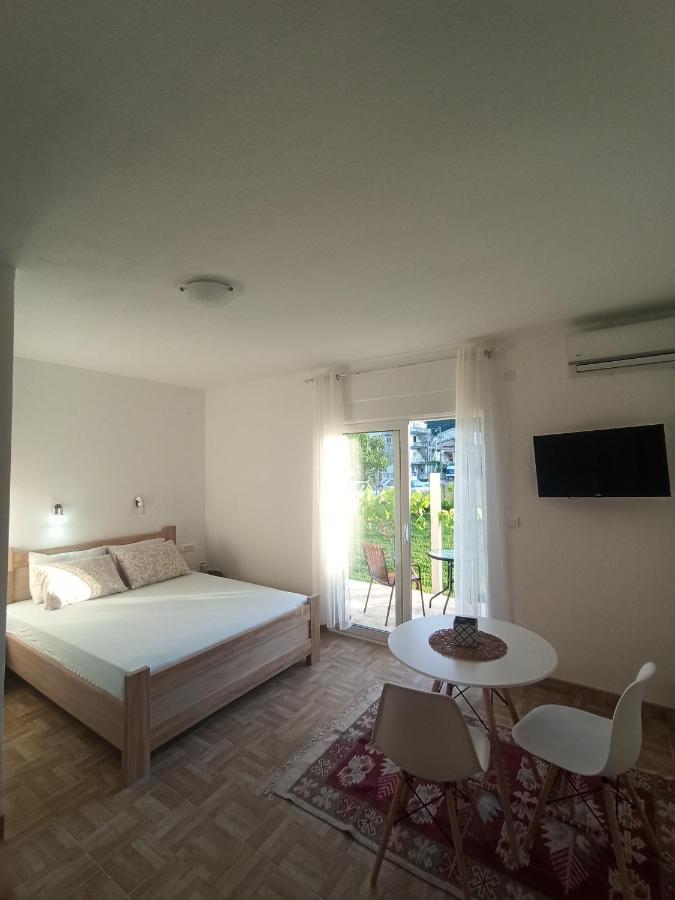 Lastva Holliday Rooms Budva Eksteriør billede