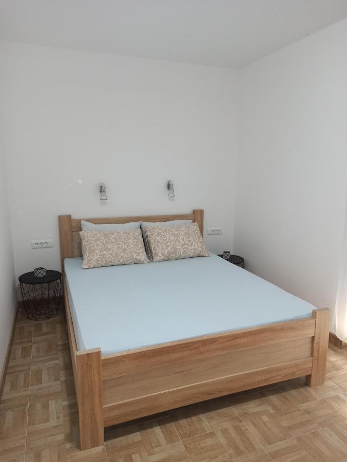 Lastva Holliday Rooms Budva Eksteriør billede